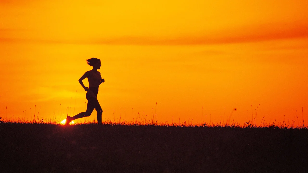 You are currently viewing การวิ่งตอนเย็นจะช่วยให้คุณลดน้ำหนักได้อย่างไร